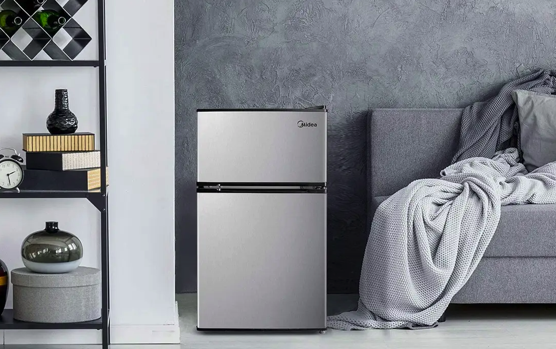 Mini Fridge Black Friday Deals Have Landed From 50 The Manual