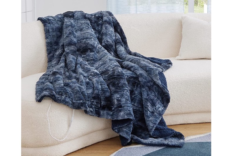 Bedsure Low-Voltage Electric Heated Blanket Throw.