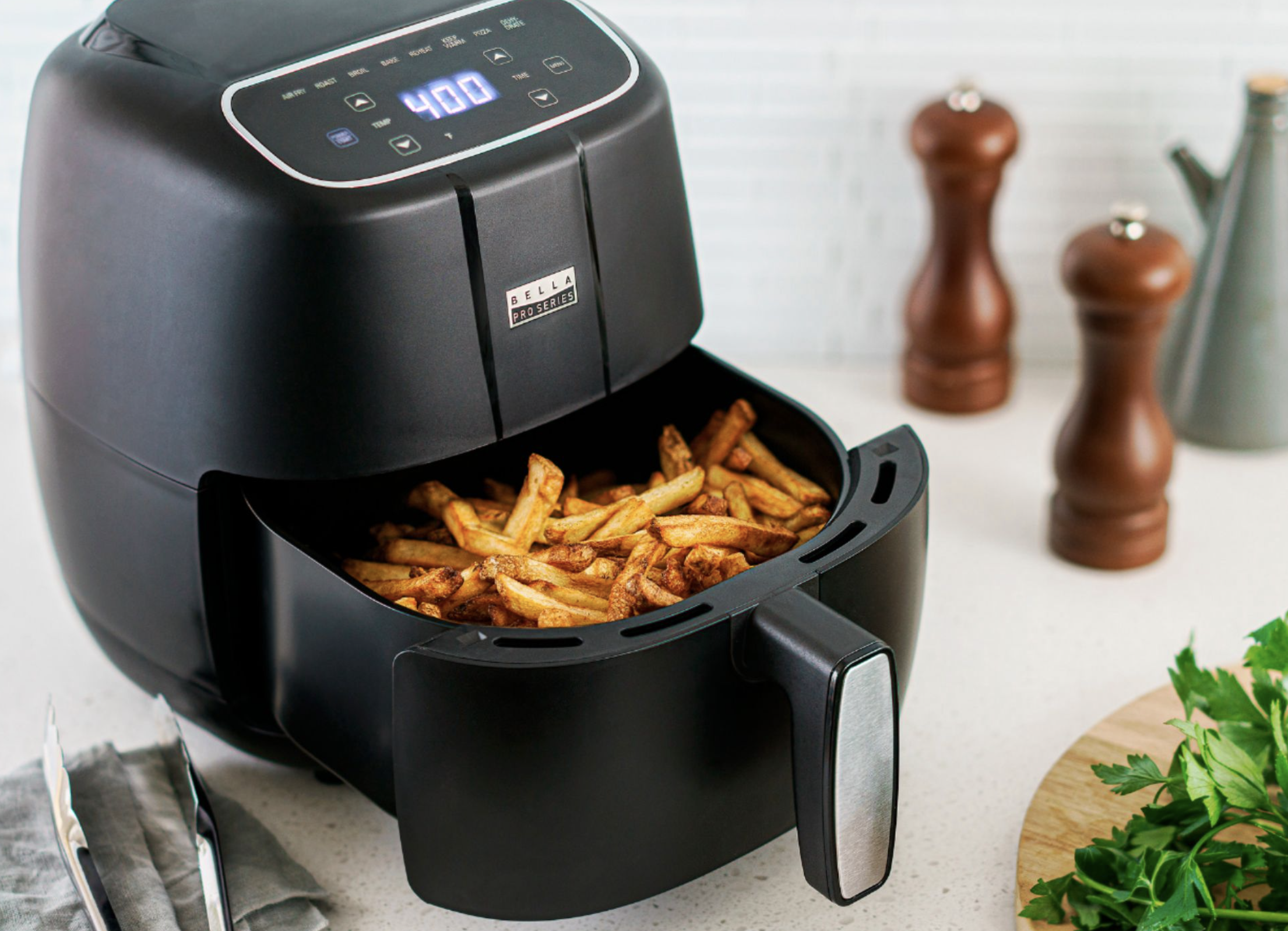 Why 1,000 Best Buy Customers Love This $35 Mini Air Fryer - The Manual
