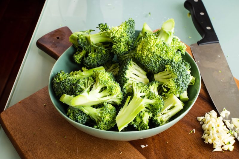 Fresh broccoli in a bowl.