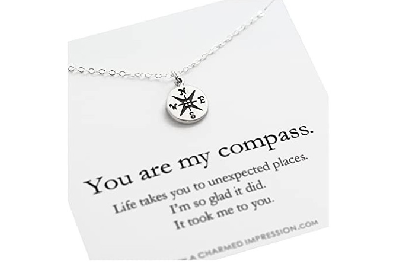 Ты мой компас ожерелье.