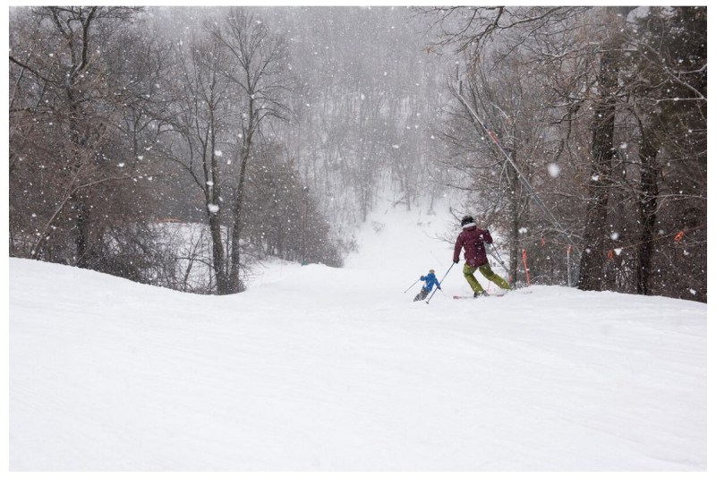 people skiing down the slopes at Afton Alps, Minnesota