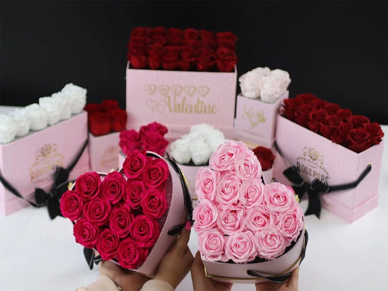 Rosepop curated Valentines Day flower collection.