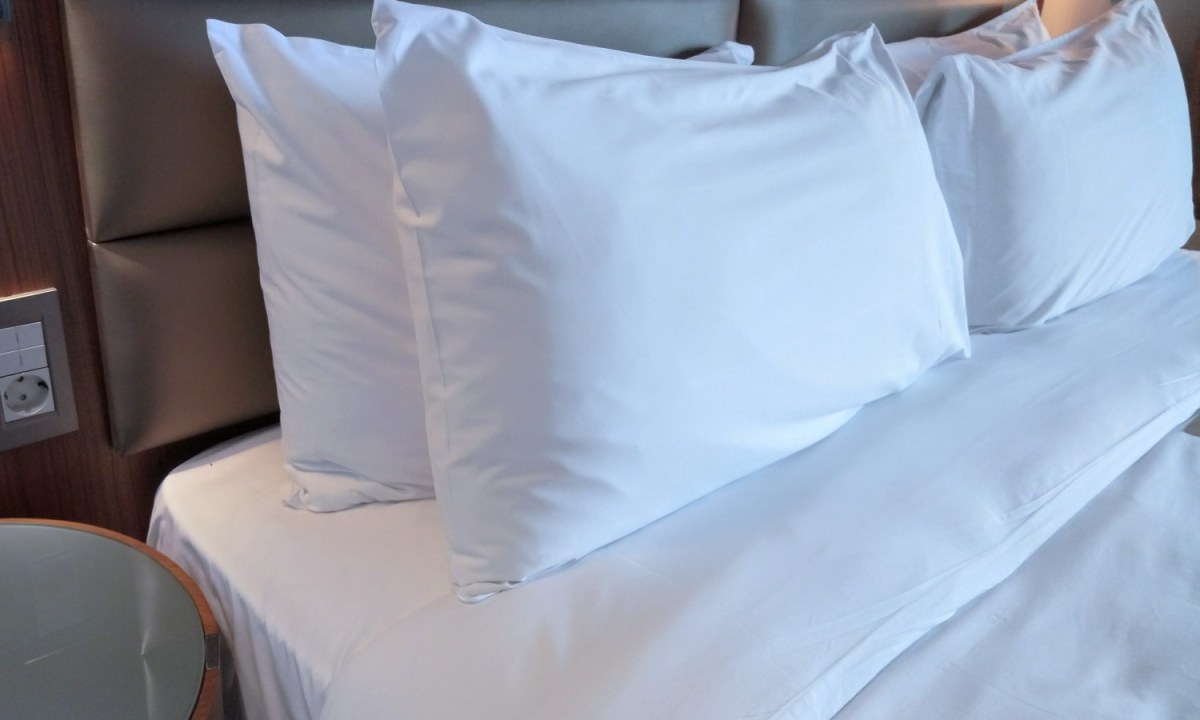 Hotel room pillows