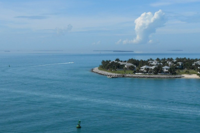 Sunset Key Cottages and oceanic view in Key West.