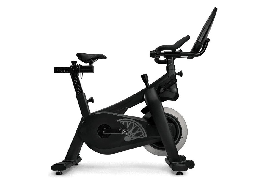 Does equinox on sale have peloton