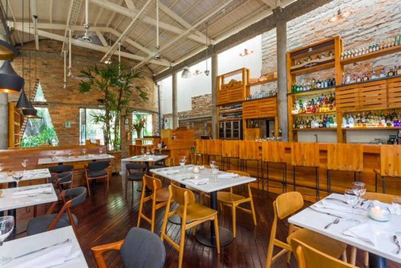 The bar at Carmen Medellín.