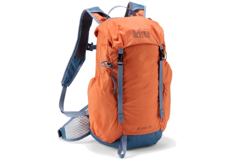 best hiking backpacks and daypacks rei flash 22 daypack