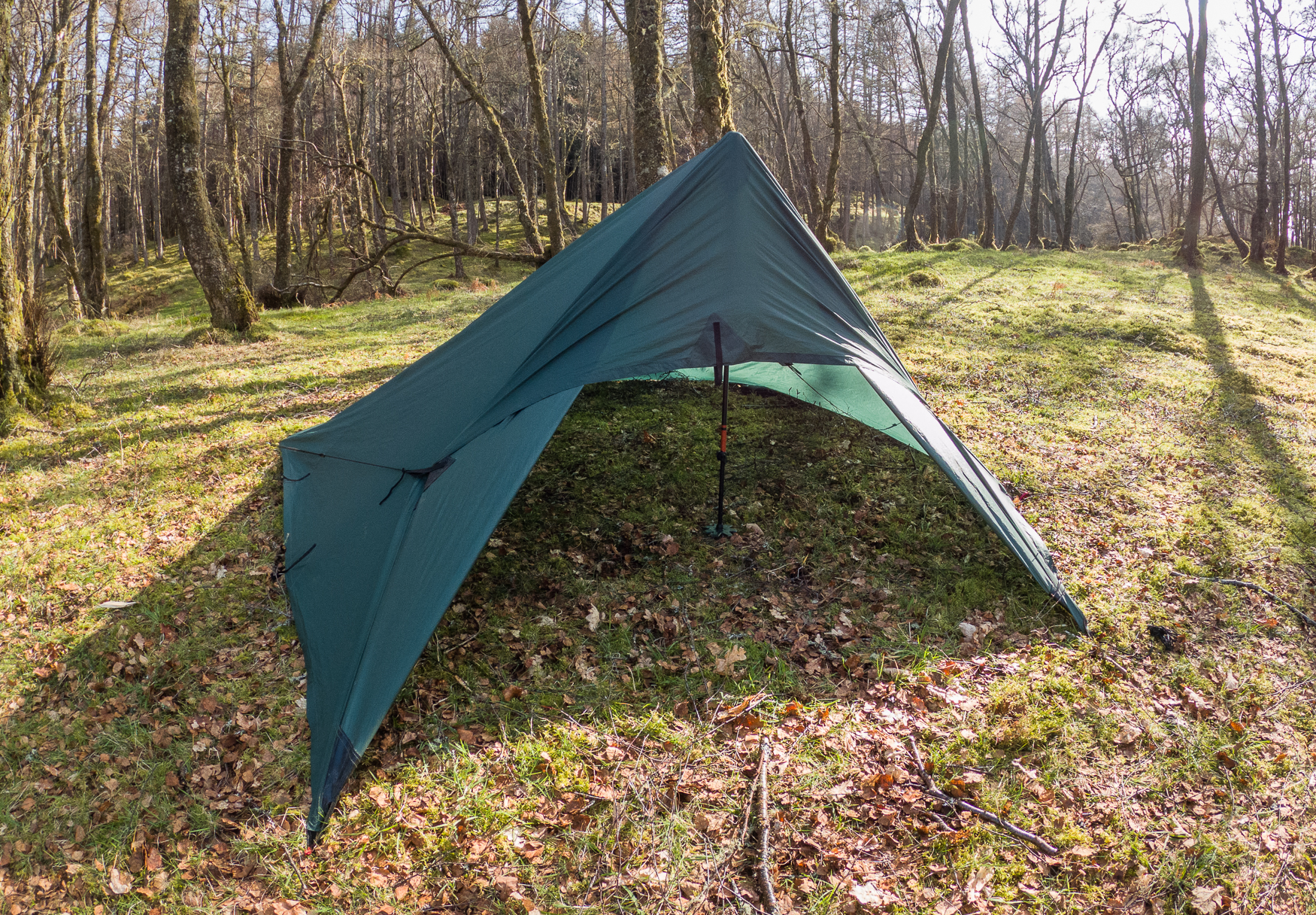 T Mos Geld lenende 5 creative ways to use your tarp to stay dry when camping this spring - The  Manual