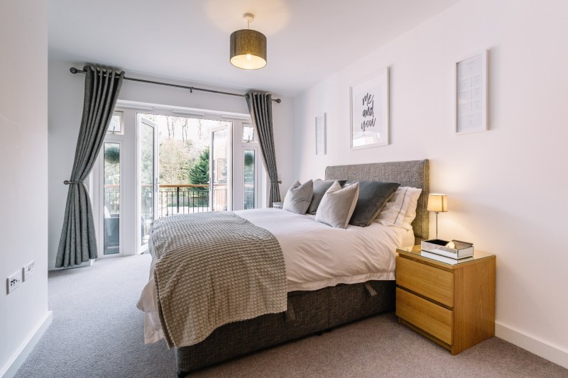 A light and airy bedroom