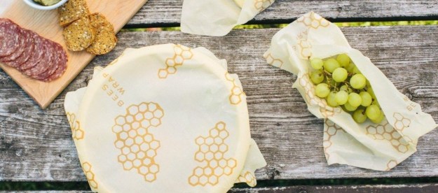 Bee's Wrap Eco-Friendly Reusable Beeswax Food Wrap.