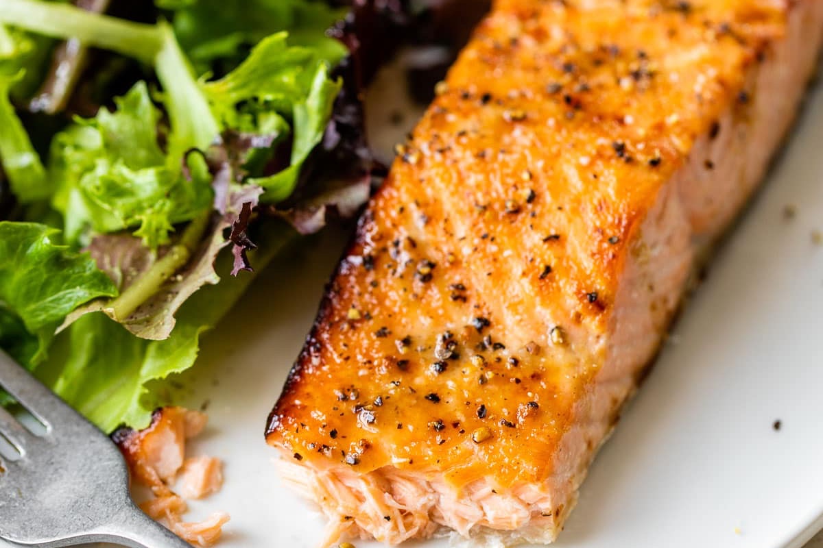  The Best Air Fryer Salmon Recipes in Less Than 20 Minutes