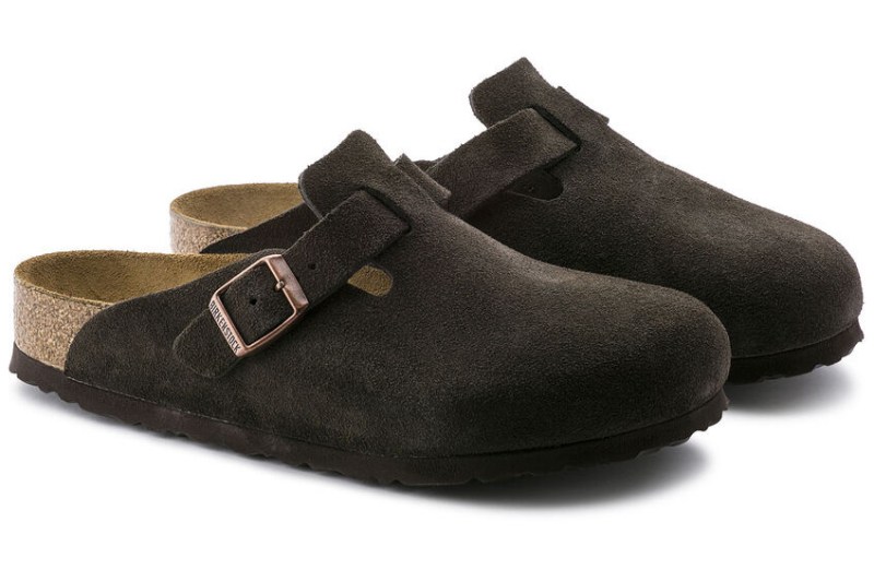 A pair of Birkenstock Bostons in Mocha.
