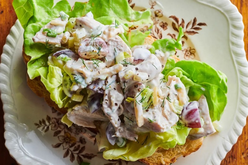 Chicken salad on bread with lettuce