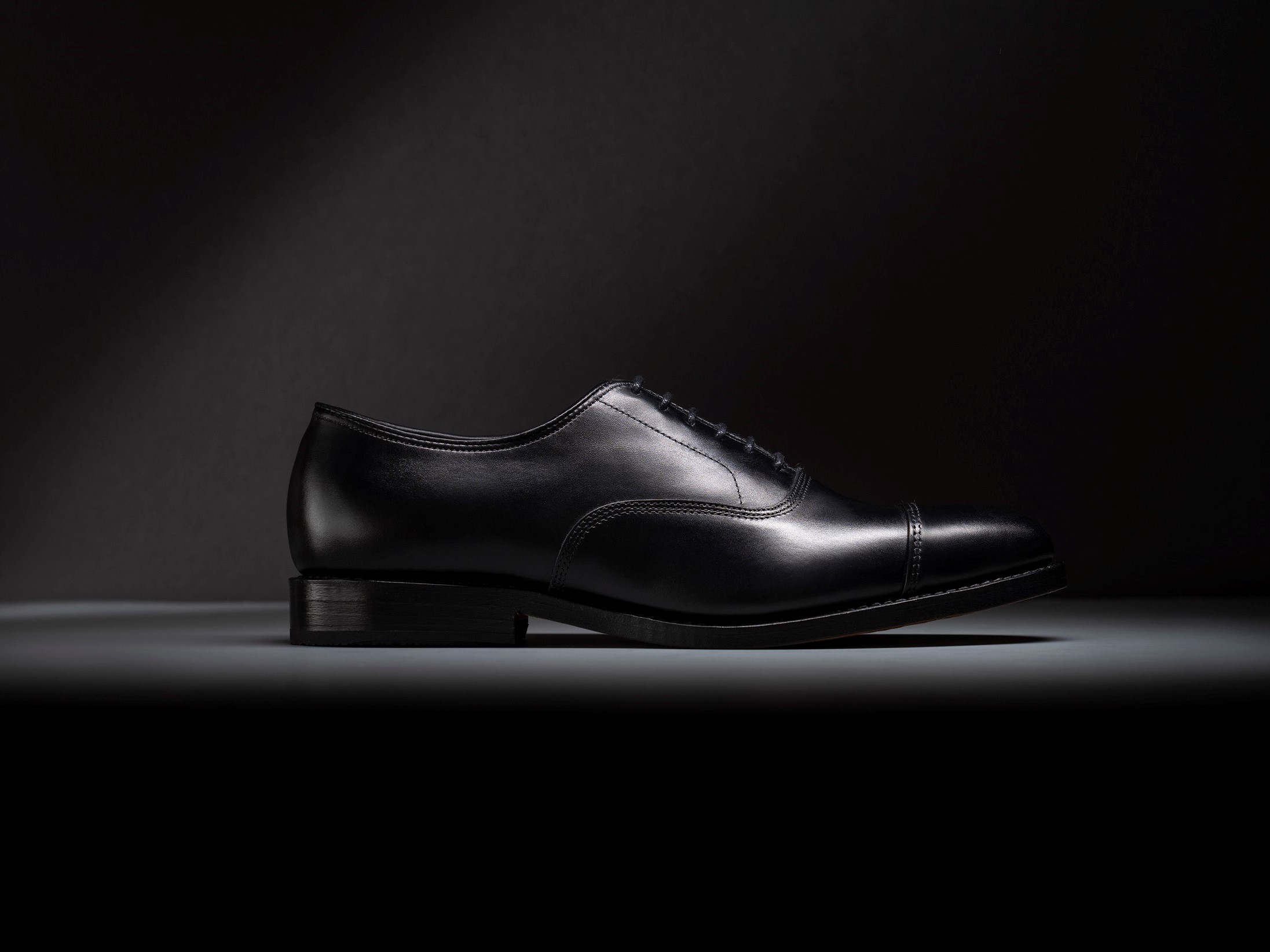 Allen Edmonds Park Avenue Is the Only Dress Shoe You Need - The Manual