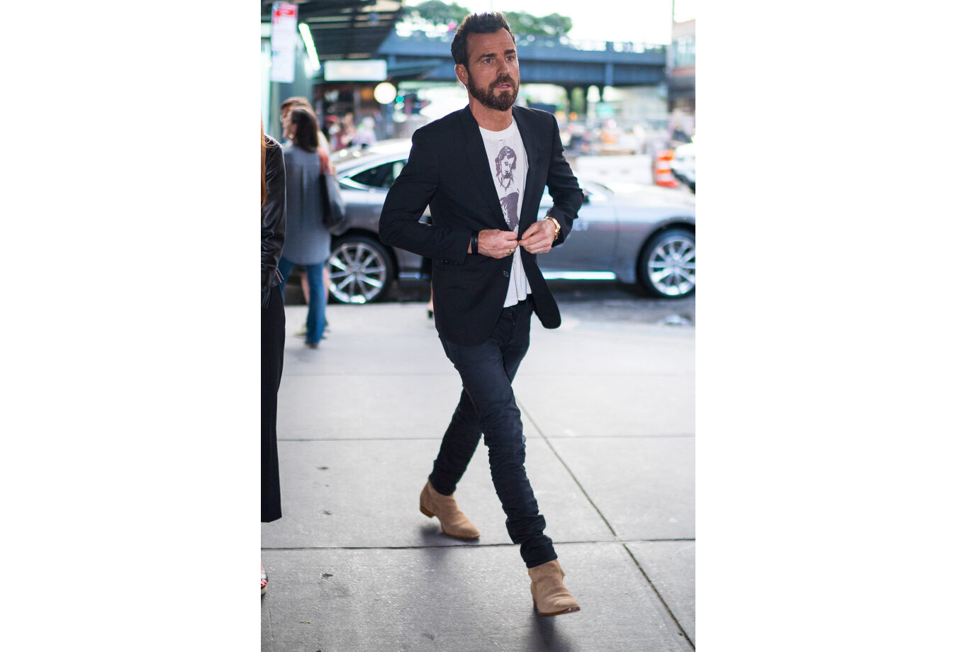stereo Celsius Bruin Chelsea boots are the official men's footwear this fall — how to style your  look - The Manual