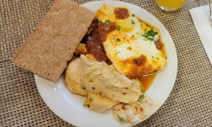 A balanced Mediterranean-style breakfast with eggs