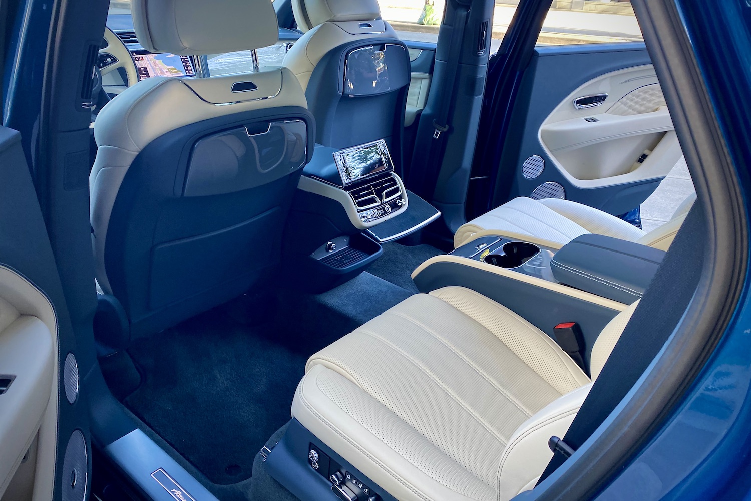 Rear seats of 2023 Bentley Bentayga EWB from driver's side outside the SUV.