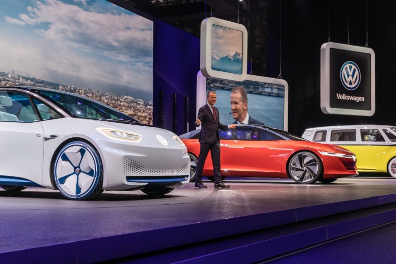 confused-about-the-new-ev-tax-credits-why-you-should-buy-an-ev-before
