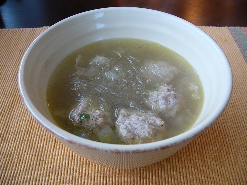 bowl of bird's nest soup