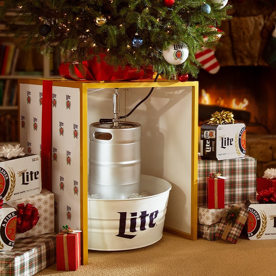 Miller Lite has a Christmas tree keg stand for sale (because of course it  does) - The Manual
