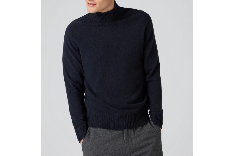 N. peal cashmere turtleneck in navy.