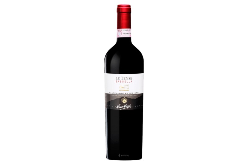A bottle of La Tense Sansella Nebbiolo.