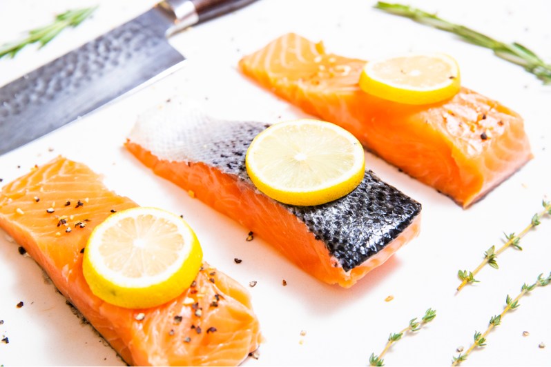 Secret Island Salmon filets with lemon