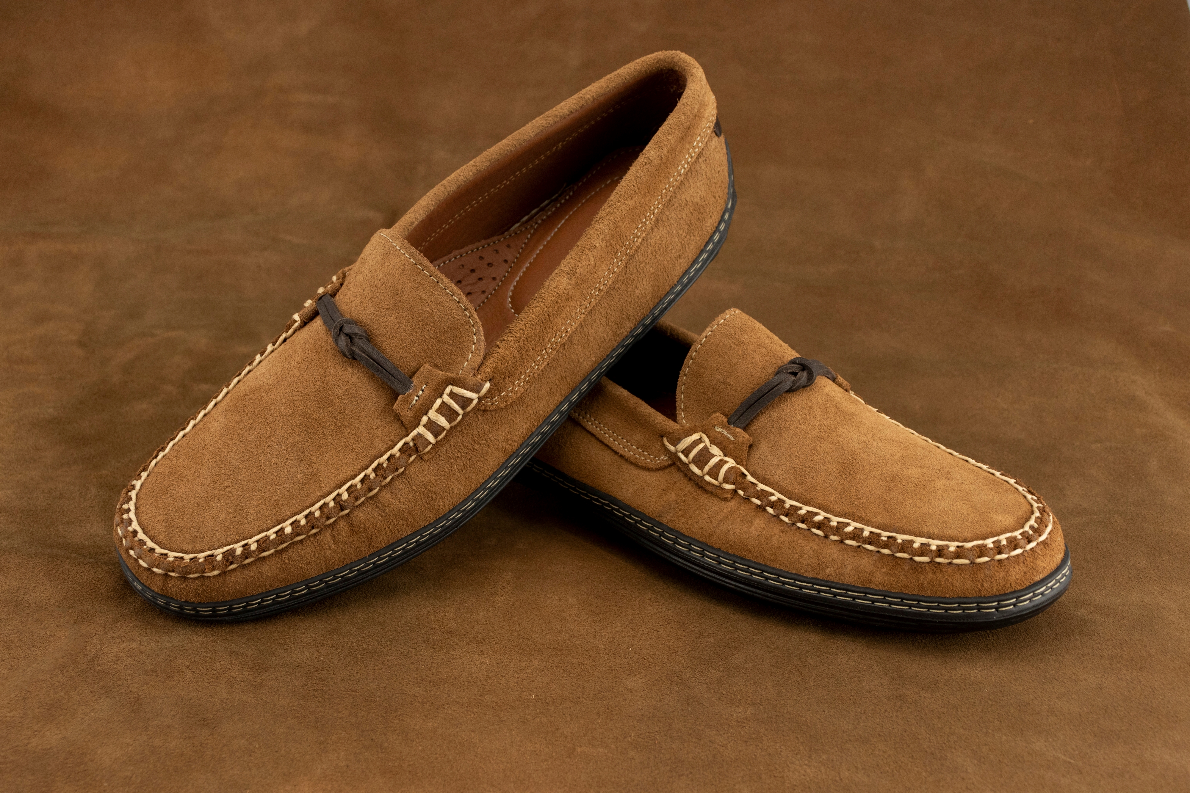 Louis Cuppers - Complete the business casual look with this pair