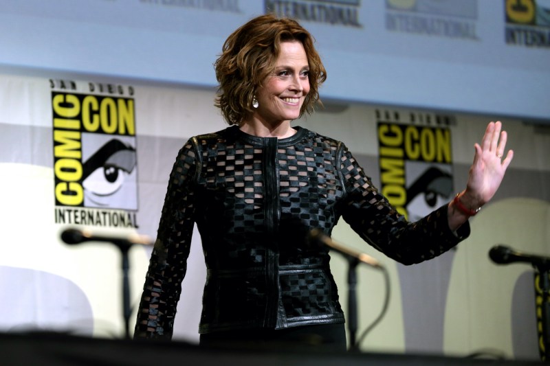 "Sigourney Weaver" by Gage Skidmore is licensed under CC BY-SA 2.0. To view a copy of this license, visit https://creativecommons.org/licenses/by-sa/2.0/?ref=openverse.