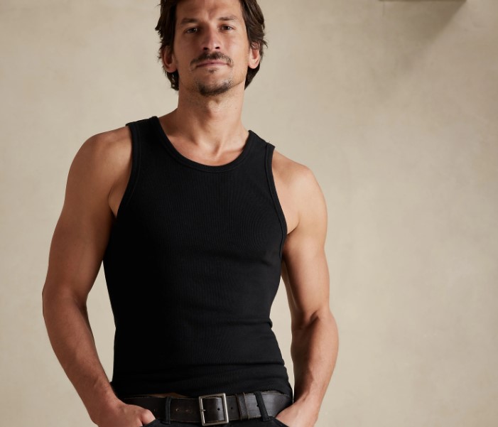 Banana Republic ribbed tank top