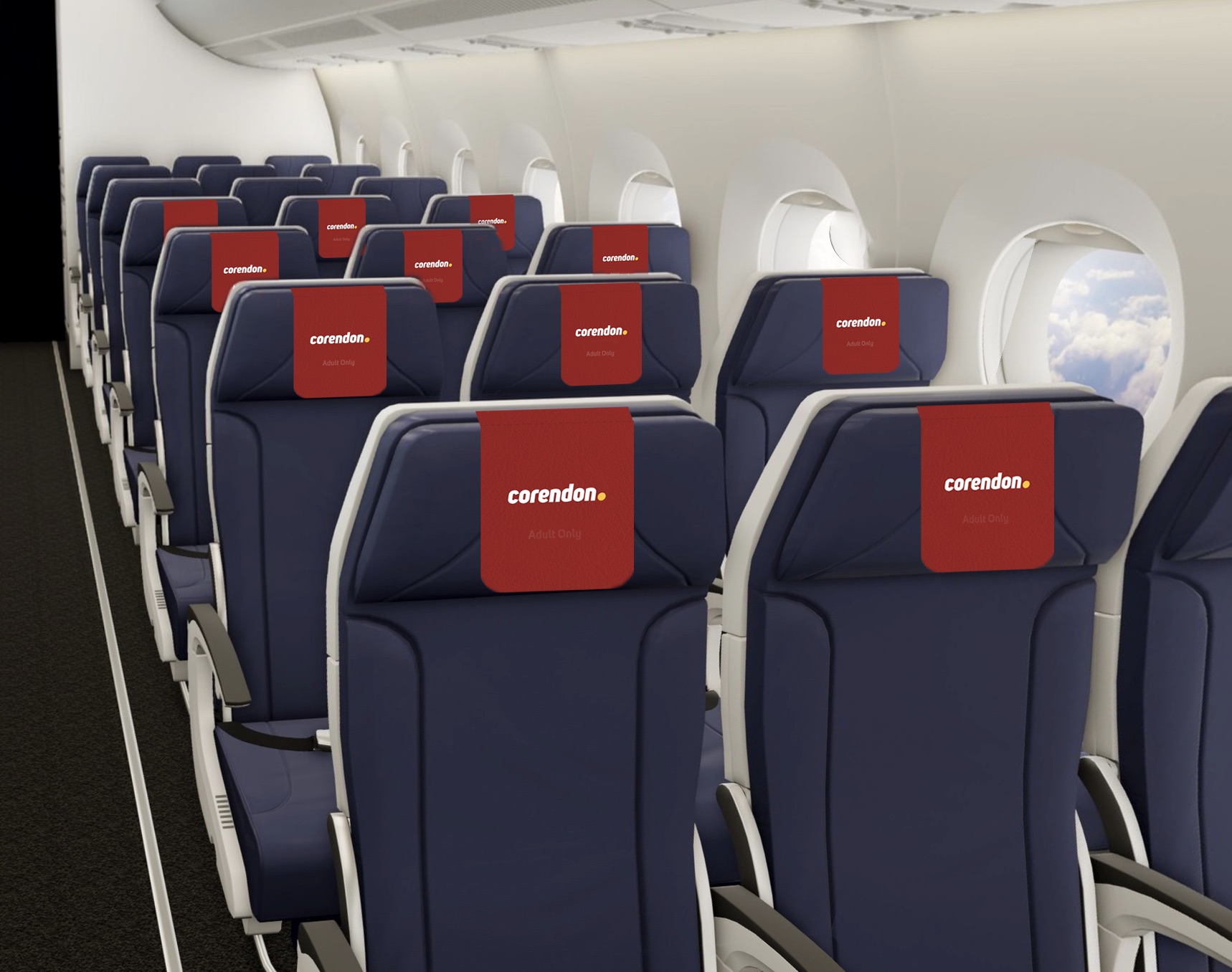 Asientos de avión XL en la sección Solo adultos de un avión de Corendon Airlines