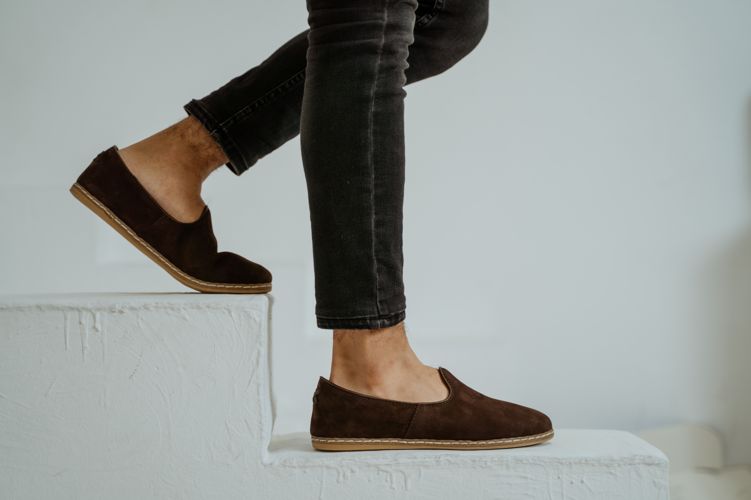 Man wearing espadrilles