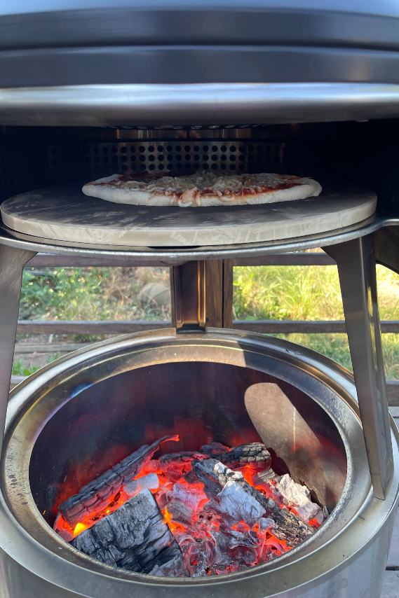 Review: Does the Solo Stove Bonfire Pi attachment make a great pizza? - The  Manual