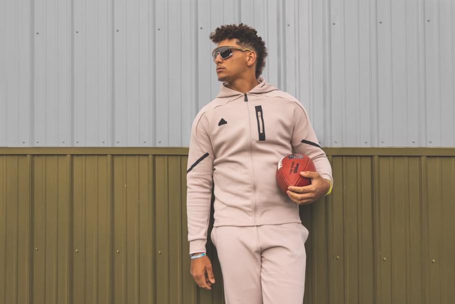 Patrick Mahomes x Oakley Signature Series Third Collection