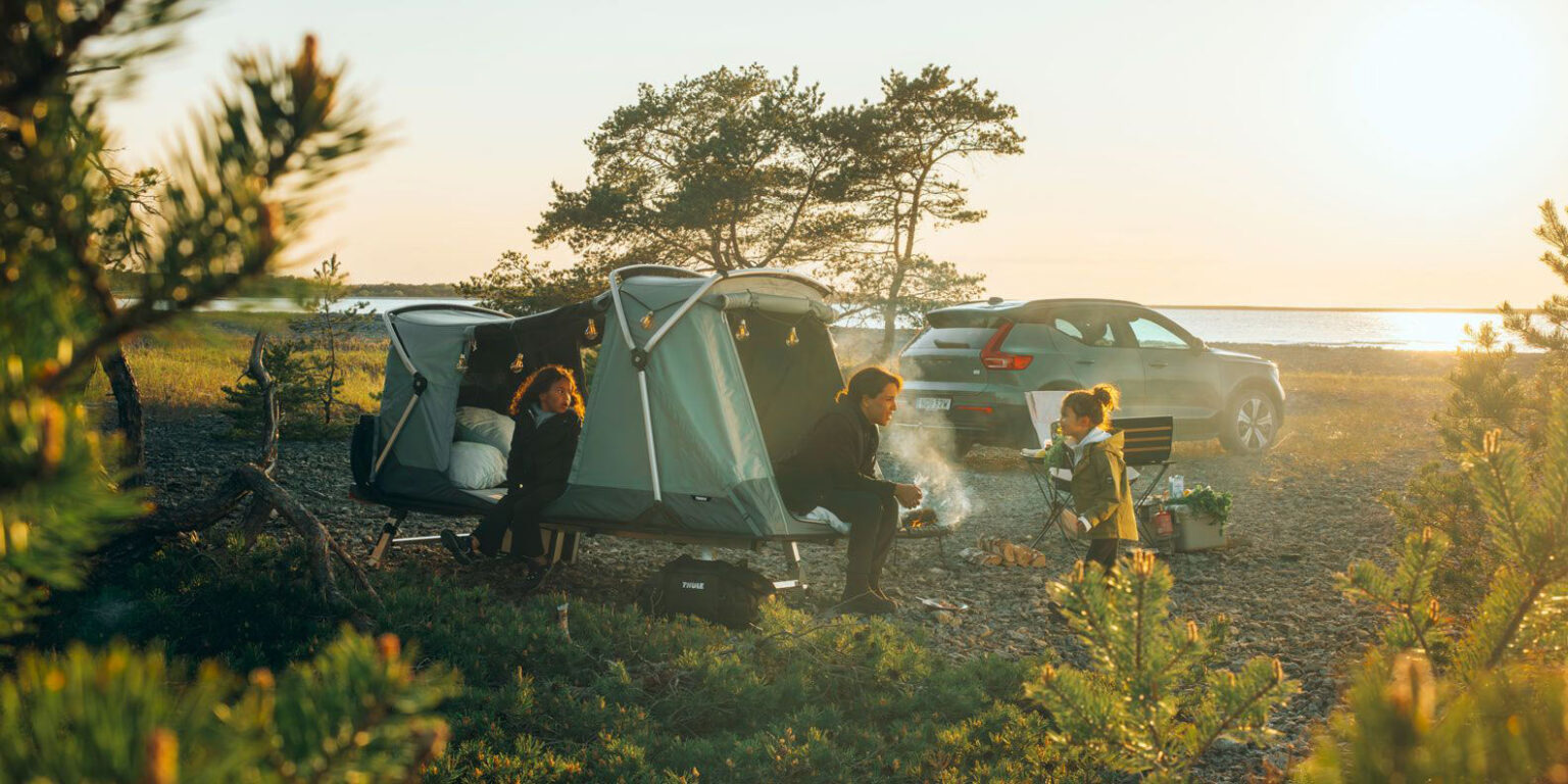 Thule Outset Hitch Mounted Tent