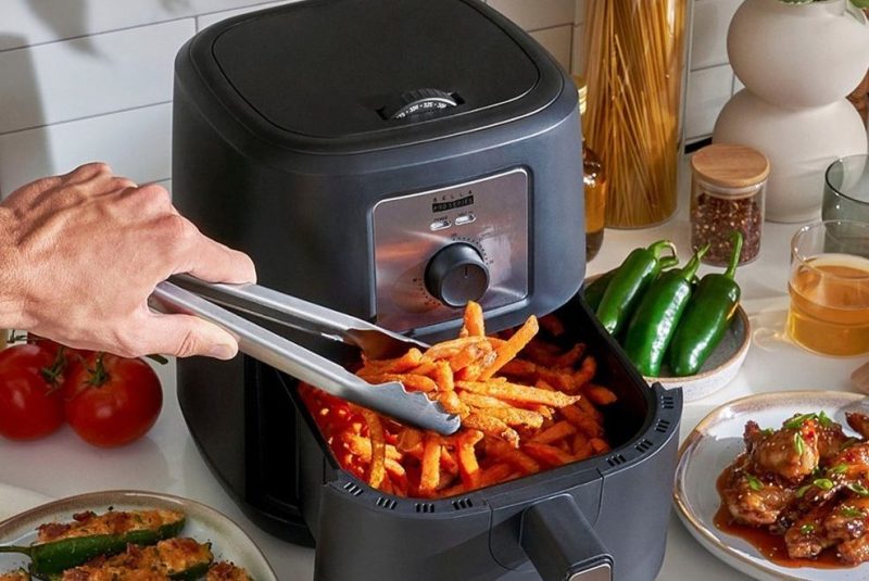 Bella Pro Series 4.2 quart air fryer with meals cooking