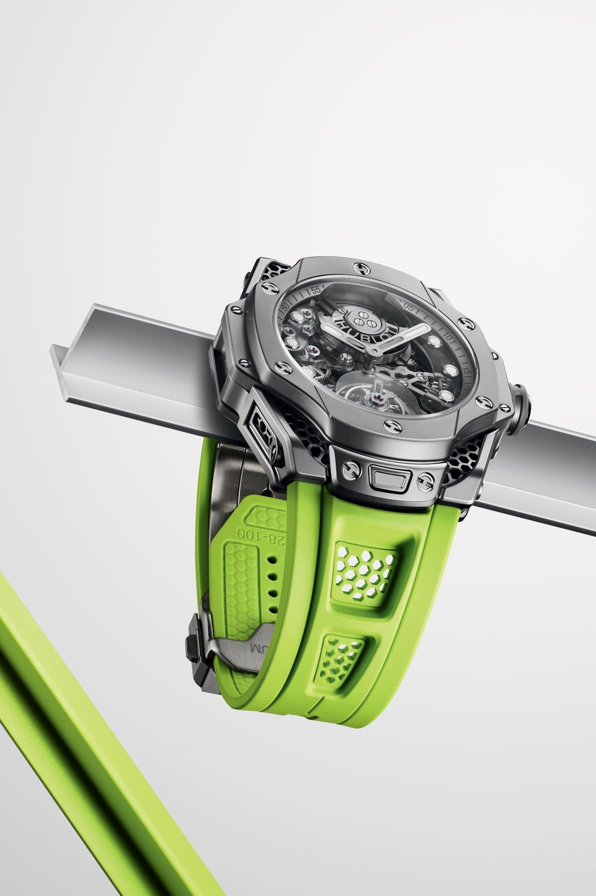 Louis Vuitton 'time zone' watch appeals to world travelers