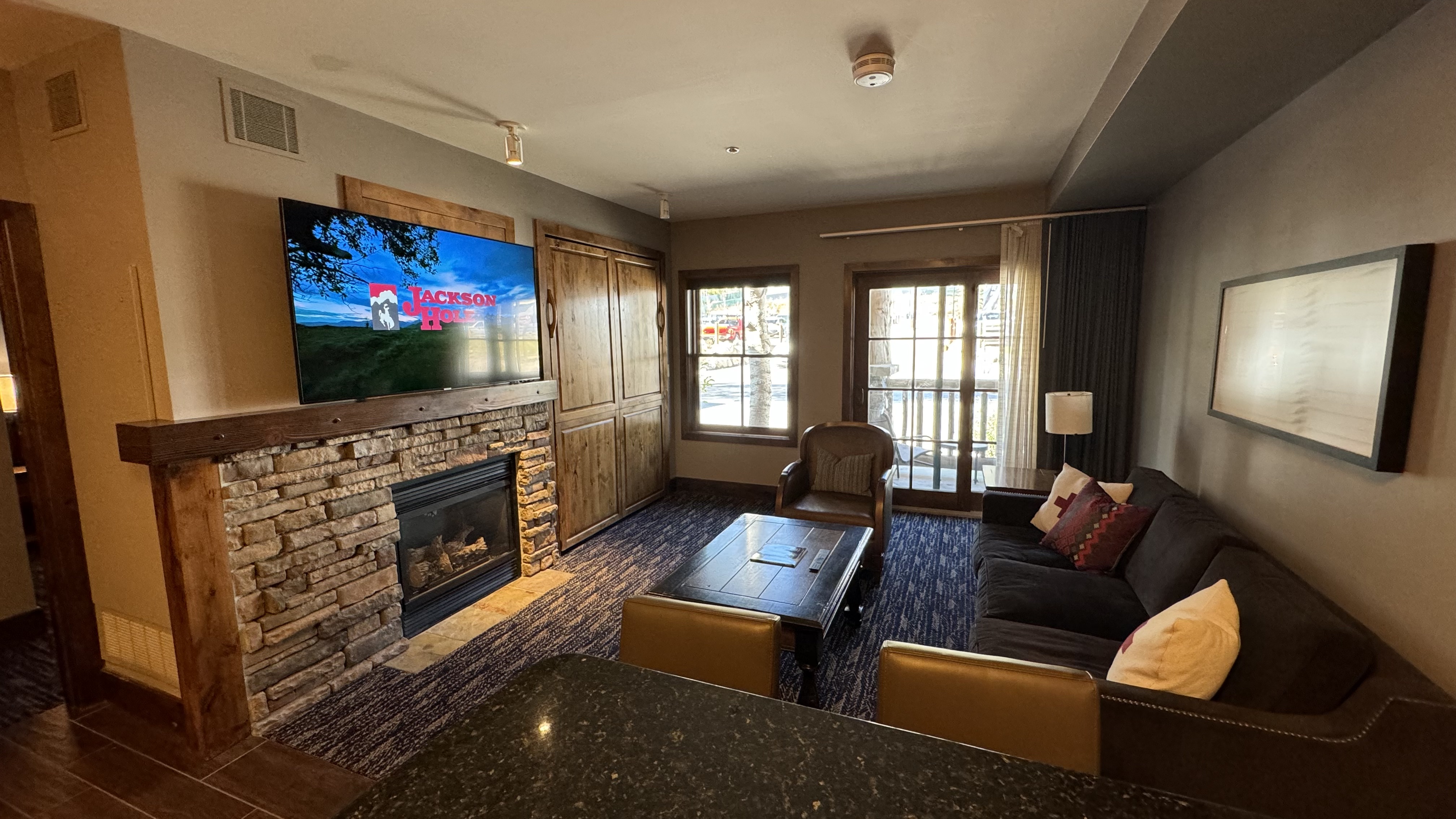 where to stay eat and play in jackson hole teton mountain lodge spa suite interior