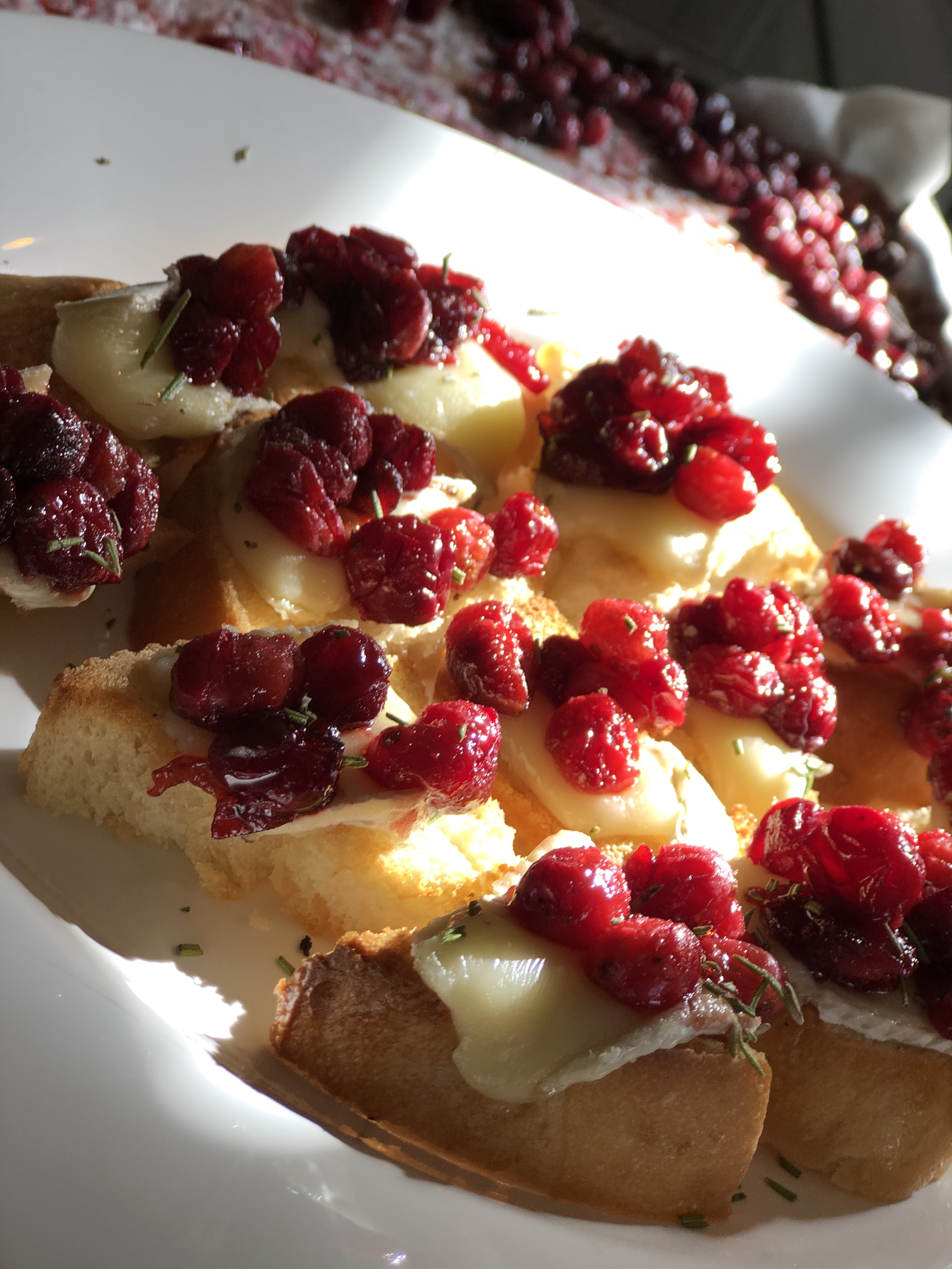 Cranberry brie crostini
