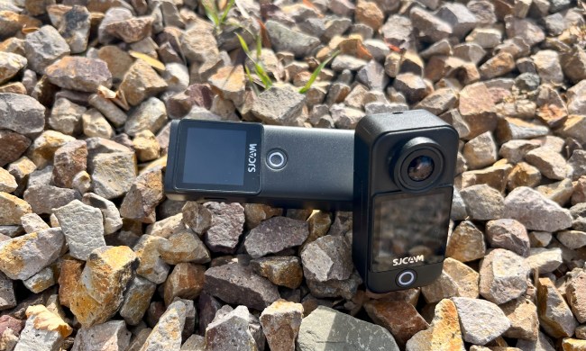 SJCAM C300 action camera with the extra battery pack