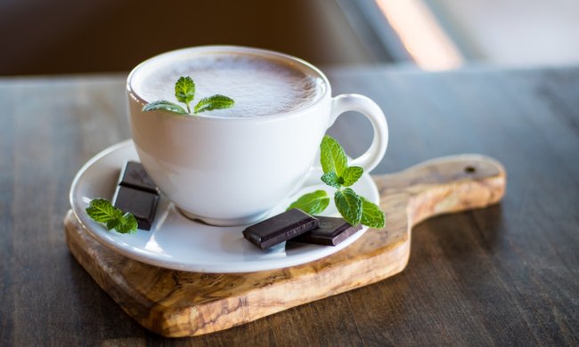 peppermint tea with chocolate