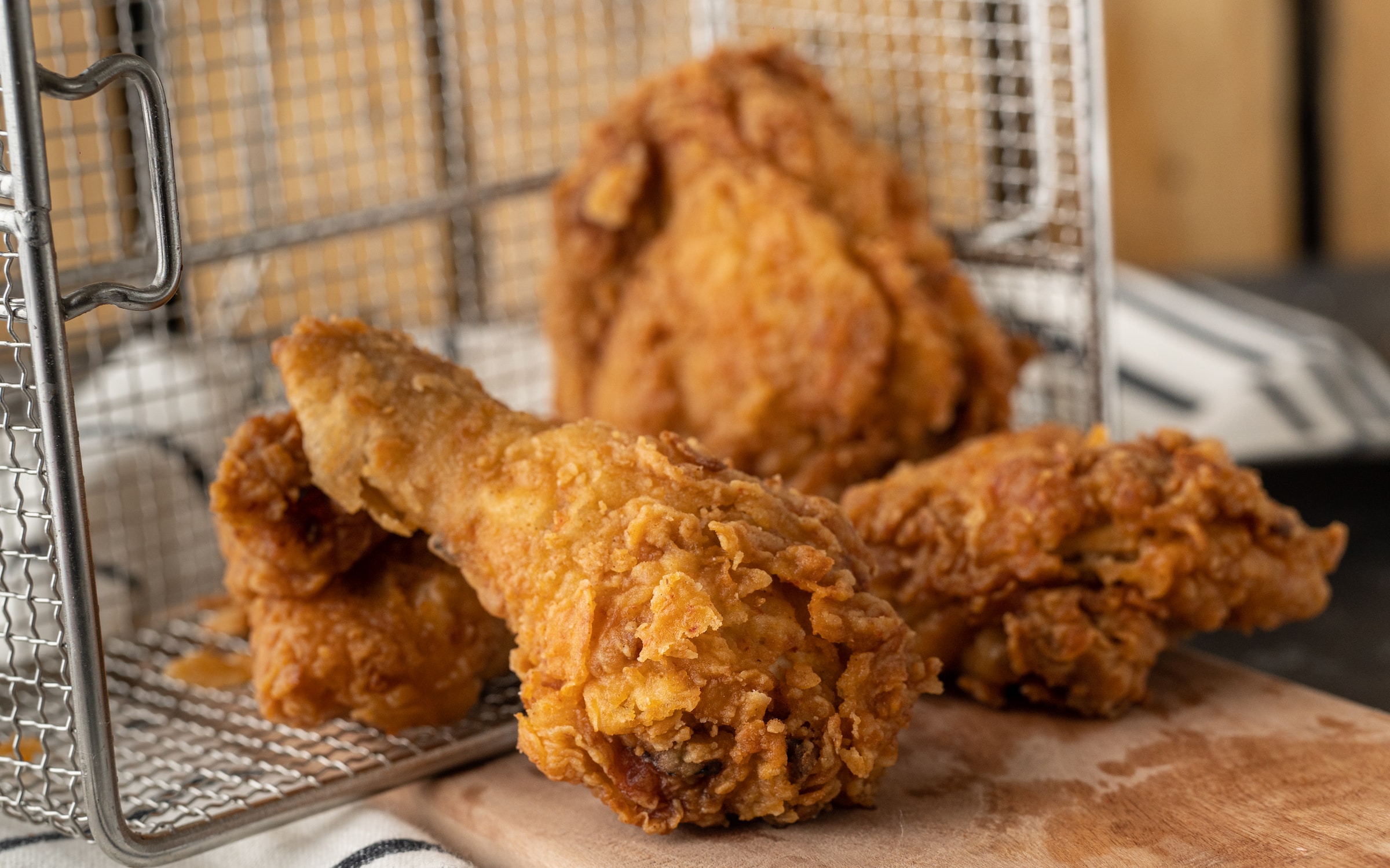 Pressure fryer delivers succulent fried chicken