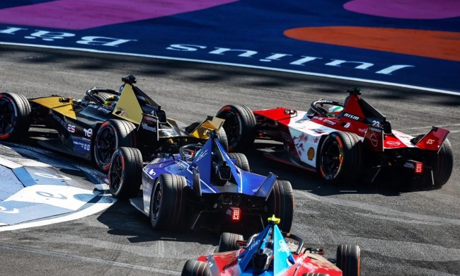 FIA Formula E racing advances the development of tires made from sustainable materials.