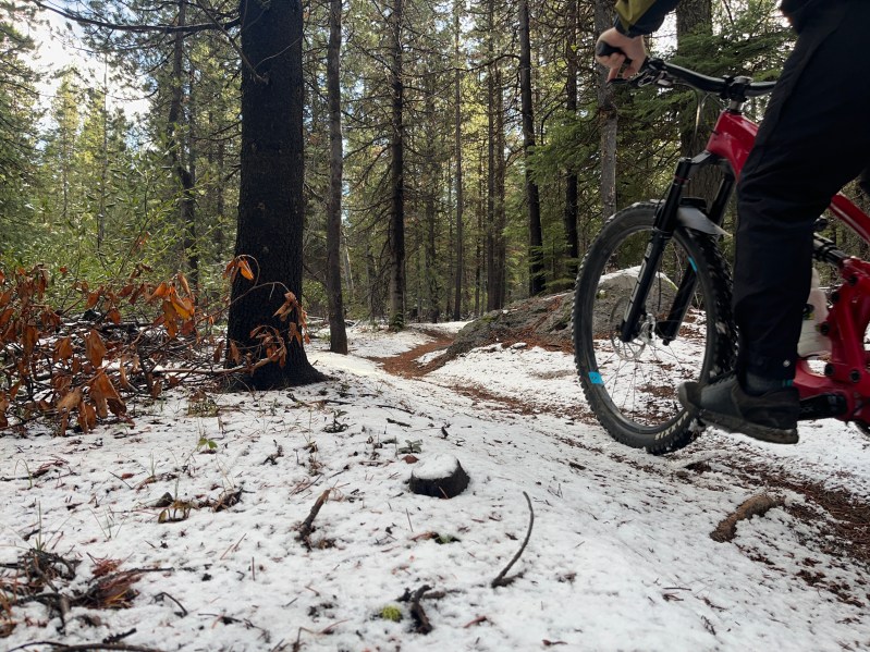 Forge + Bond 30AM wheels on a snowy trail