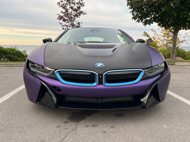 BMW i8