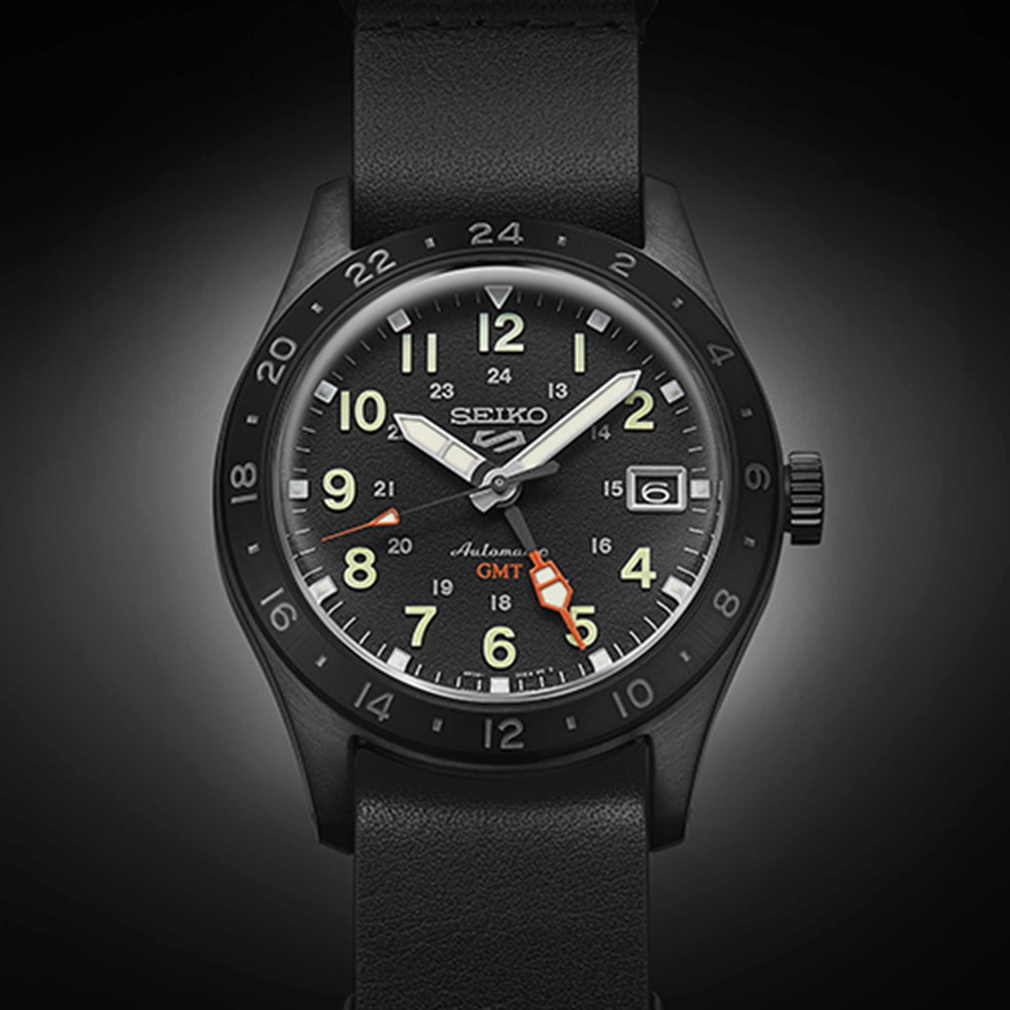 Seiko 5 Sports Field SSK025 black background