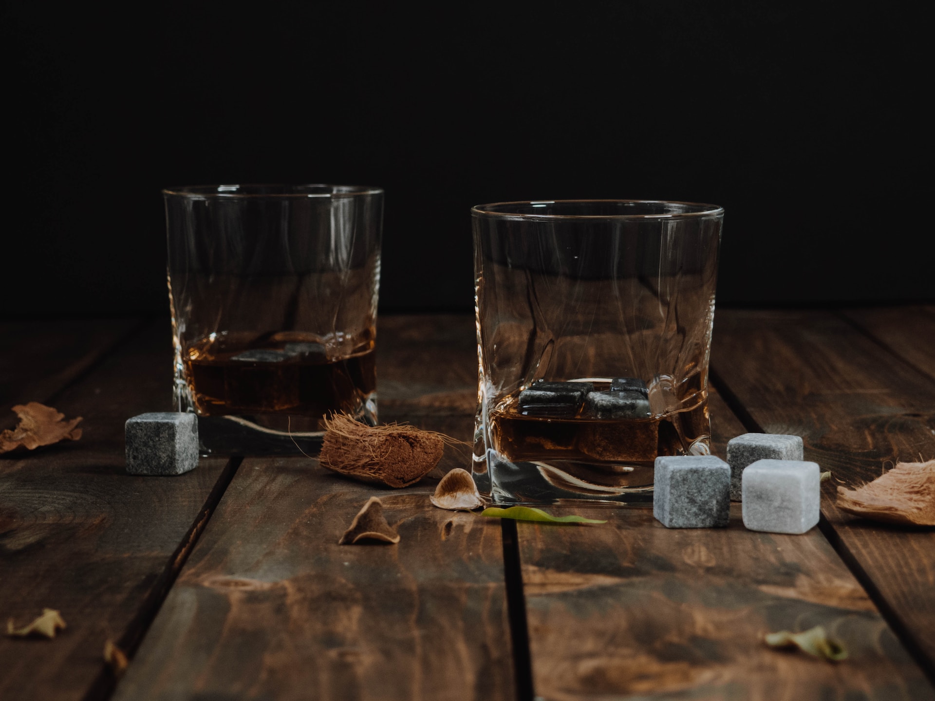 Whiskey with sugar cubes