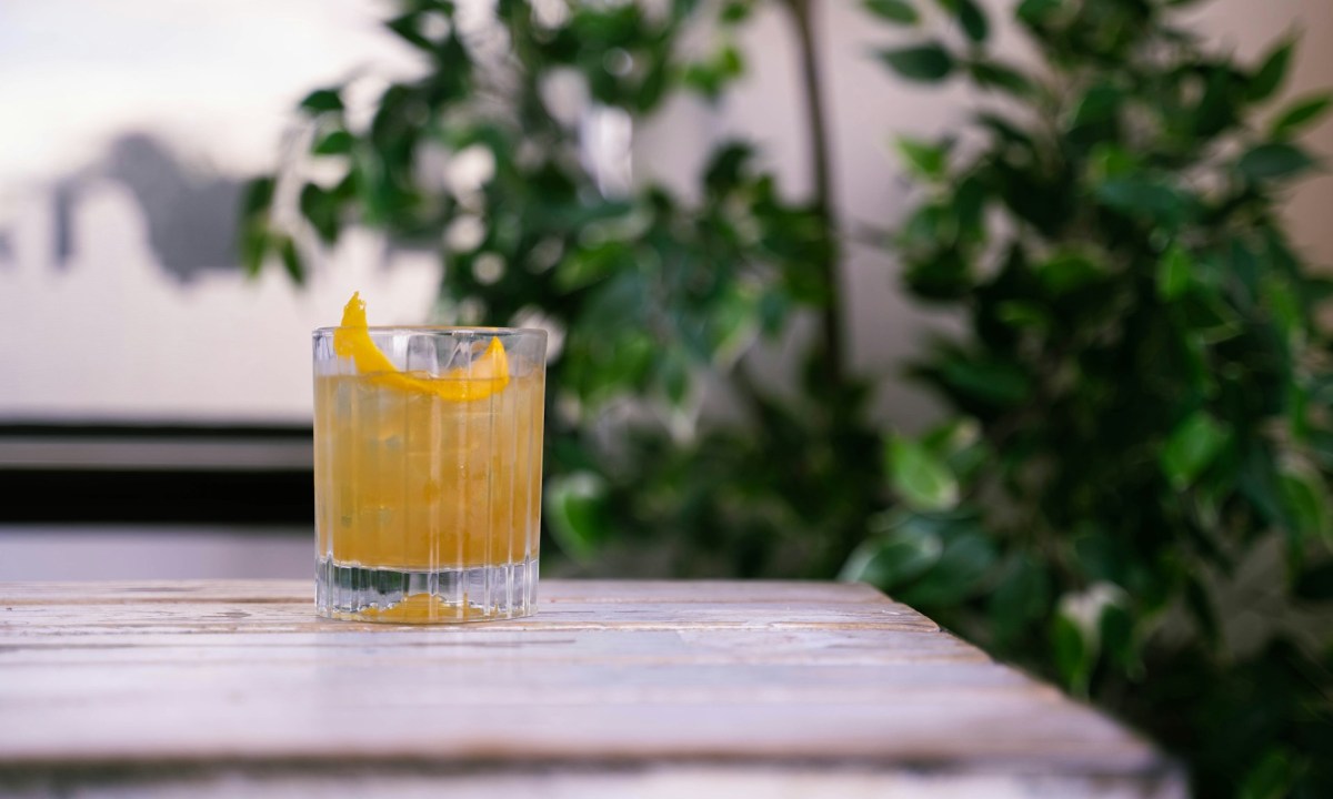 Gold Rush cocktail