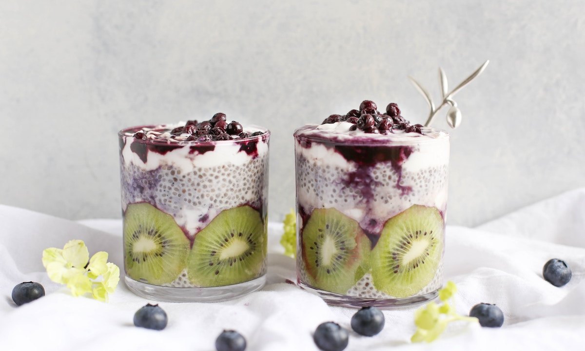 A chia seed, kiwi yogurt parfait